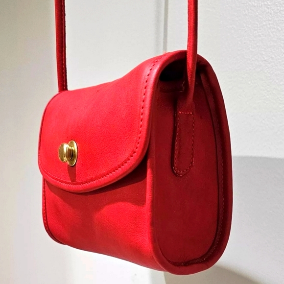 VINTAGE COACH CHRYSTIE FLAP CROSSBODY SHOULDER BAG (RED) 9892 - Picture 5 of 15